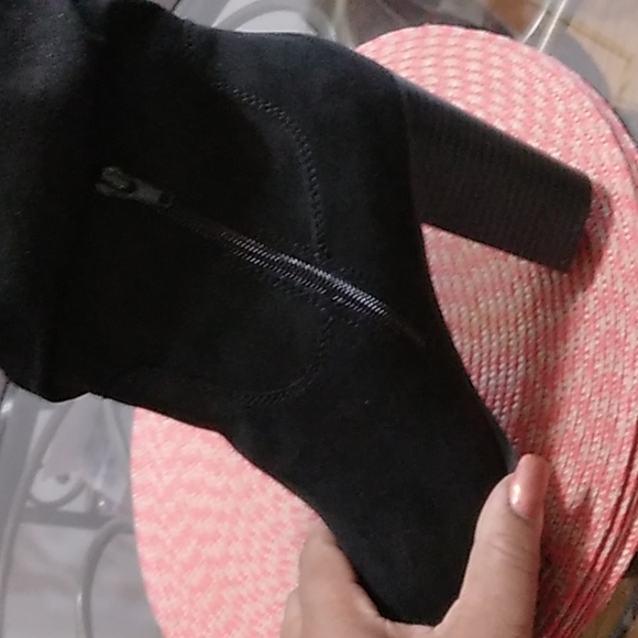 NWT Vegan Suede Boots - Picture 2 of 6